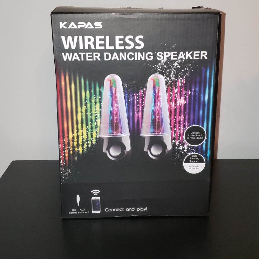 Wireless water dancing speaker